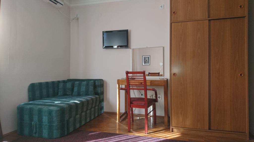 Hostel Bimbo Skopje Eksteriør bilde